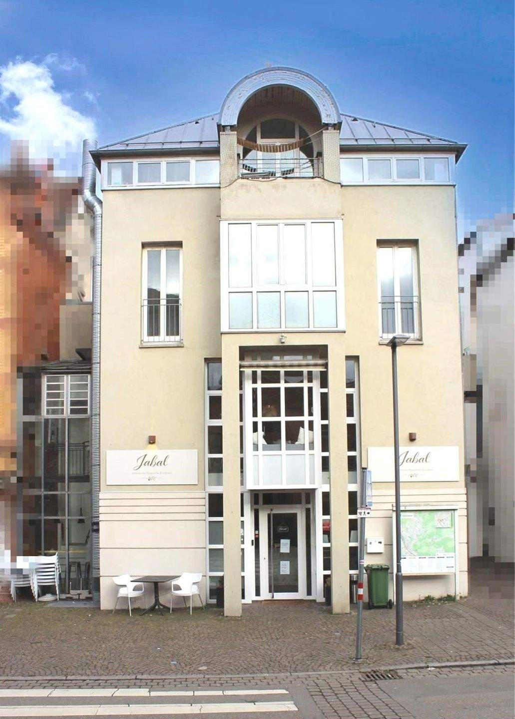 Thumbnail-Gesamtgewerbefläche von 190m² + 2 Wohnungen! Sie träumen von Ihrem eigenen Restaurant oder Café?