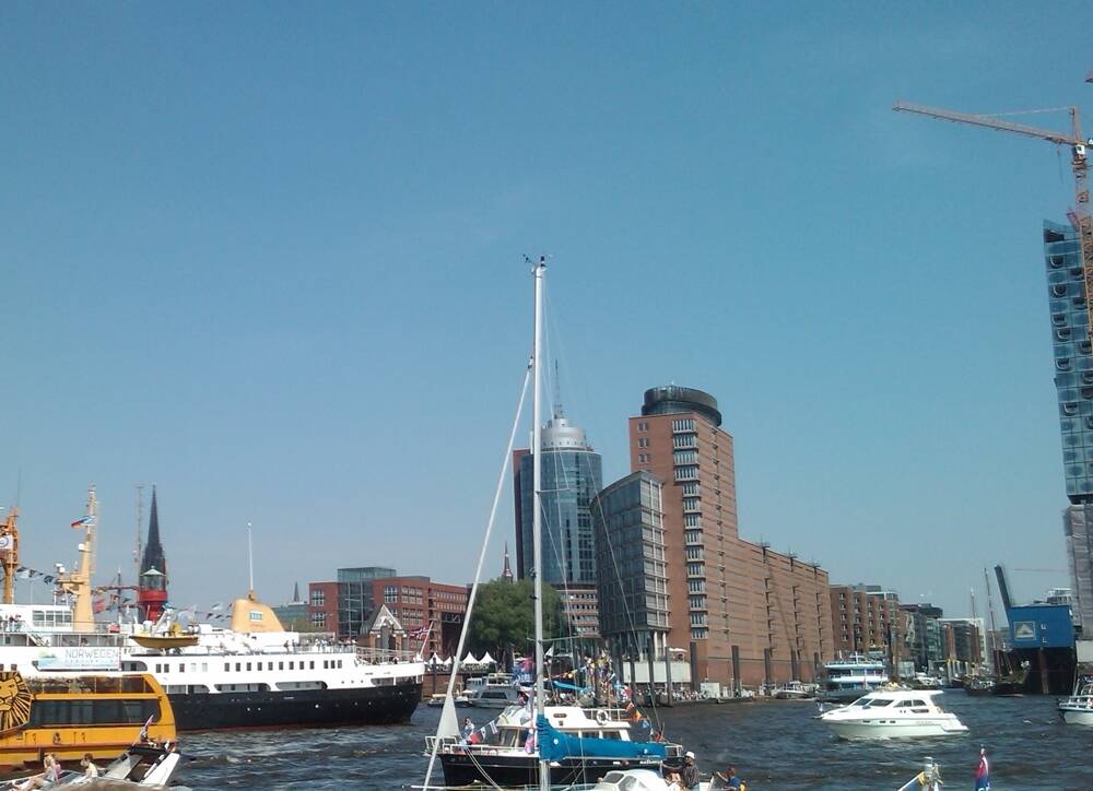 Thumbnail-KLAUS MEYER IMMOBILIEN PROVISIONSFREI - Drumherum ist Hamburg. Mittendrin sind Sie!