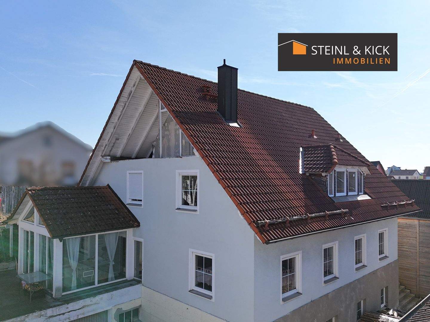 Thumbnail-Großzügiges Einfamilienhaus mit Wintergarten, Kamin & Dachterrasse in Kümmersbruck