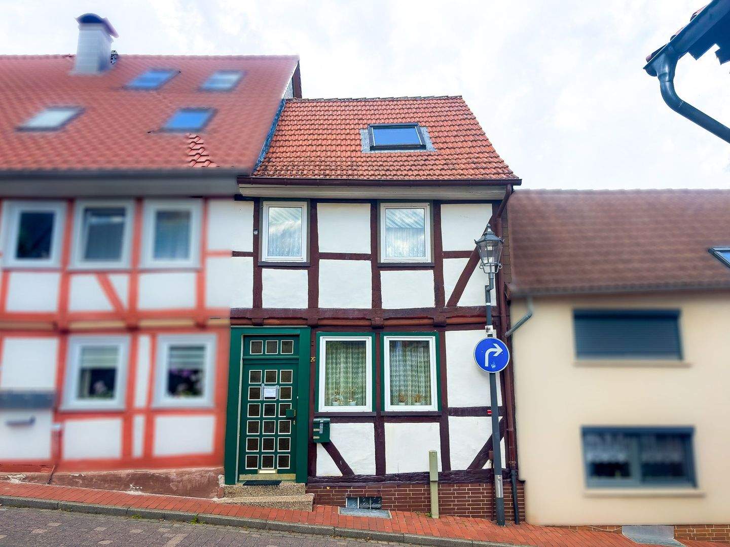 Thumbnail-Haus mit Geschichte und Zukunft: Fachwerk-Charme für kreative Köpfe im Zentrum von Hardegsen