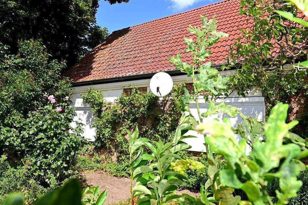 Thumbnail-Einfamilienhaus in Zarrendorf mit großem Potential