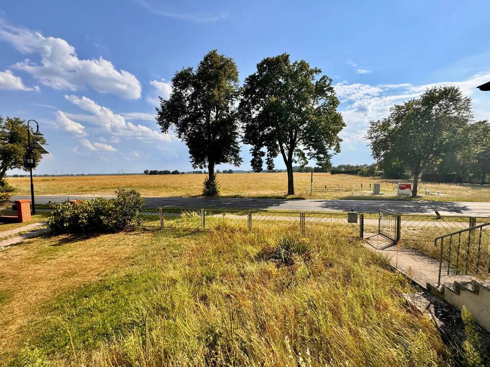 Thumbnail-Großes Grundstück mit Entwicklungspotenzial