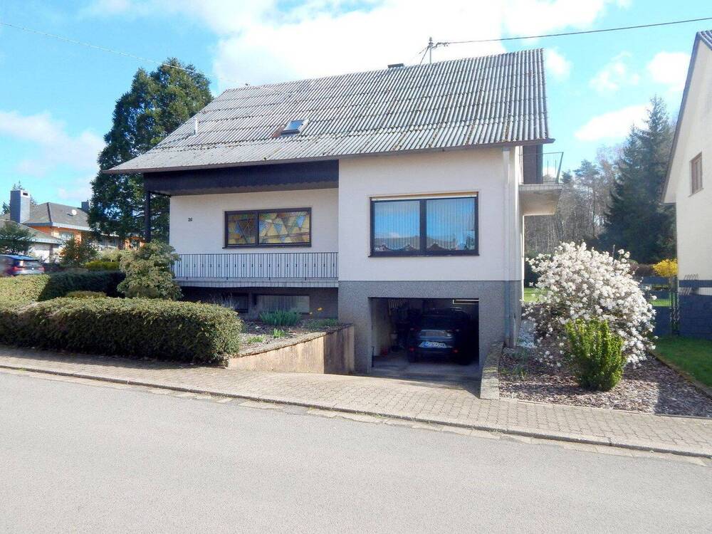 Thumbnail-Gepflegtes Wohnhaus in ruhiger, sonniger Wohnlage in Losheim am See-Britten