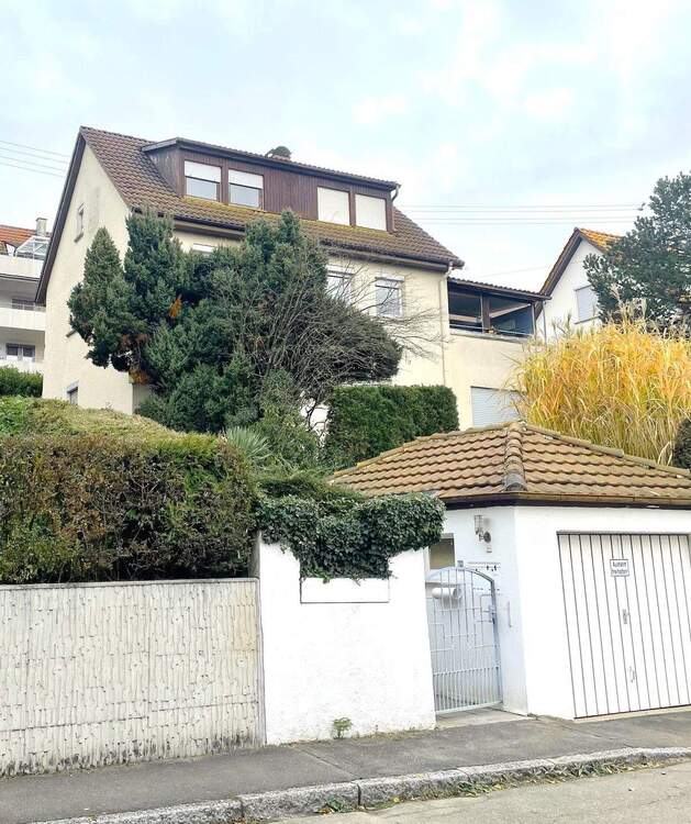 Thumbnail-Stattliches 2-Familienhaus in ruhiger Halbhöhenlage von Plochingen zu verkaufen