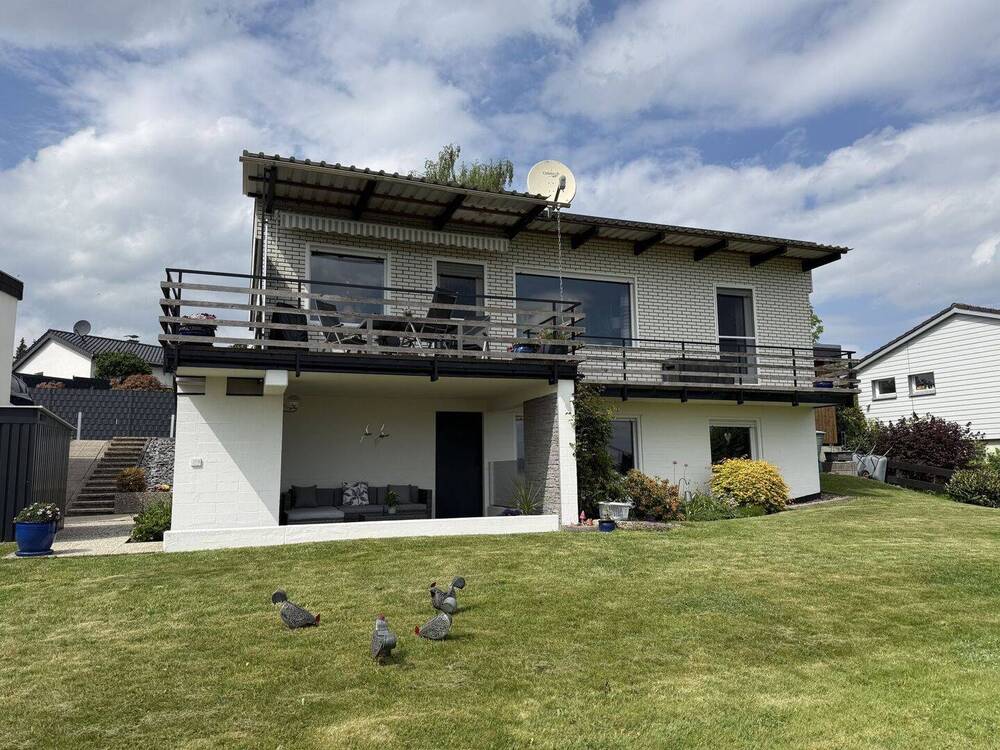 Thumbnail-Einfamilienhaus mit Panorama-Blick !
