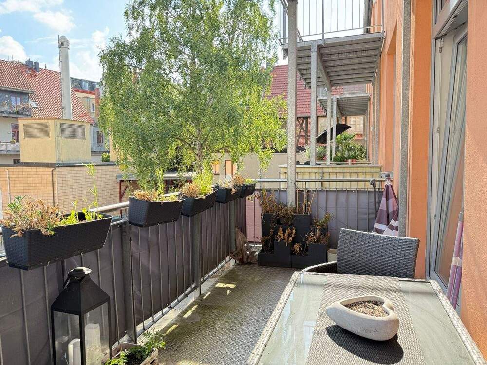 Thumbnail-Mitten in der Stadt, fern vom Trubel: 2-Zimmer-Hofwohnung mit Balkon