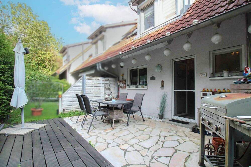 Thumbnail-Reihenmittelhaus mit Garage, 2 Balkone, Terrasse & schöner Aussicht - Ihr neues Zuhause in Aach