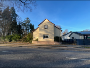 Thumbnail-Geräumiges Einfamilienhaus - optional mit weiterem Bauland