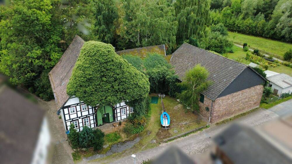 Thumbnail-Historischer Resthof mit viel Potenzial und parkähnlichem Garten in Lauenförde