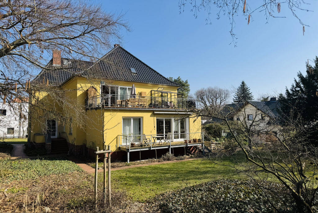 Thumbnail-Halle-Dölau: Eigentumswohnung mit eigenem Garten und PKW-Stellplatz, ruhige Wohnlage