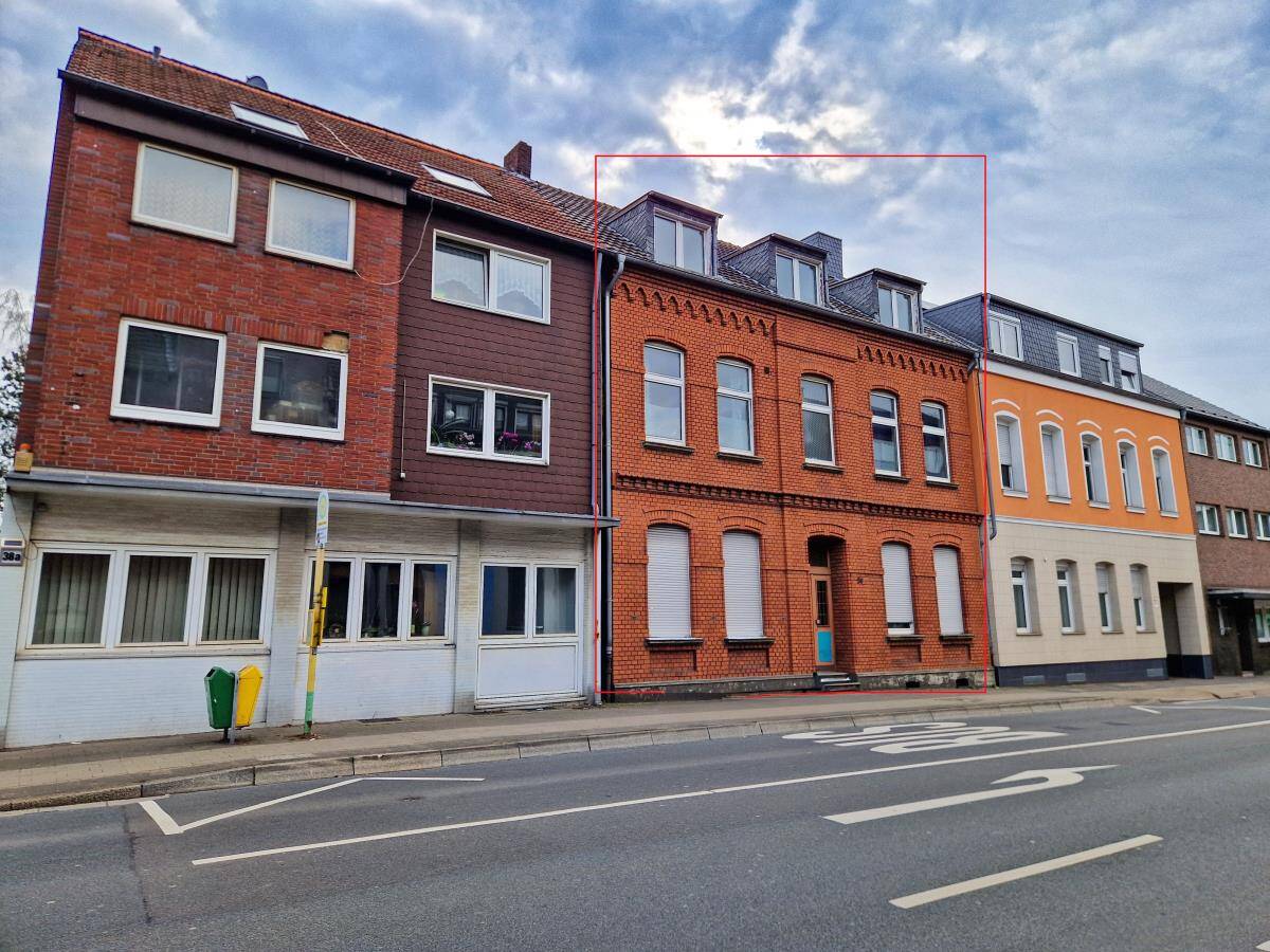 Thumbnail-Kleines Mehrfamilienhaus - großer Garten - Wohnung frei.