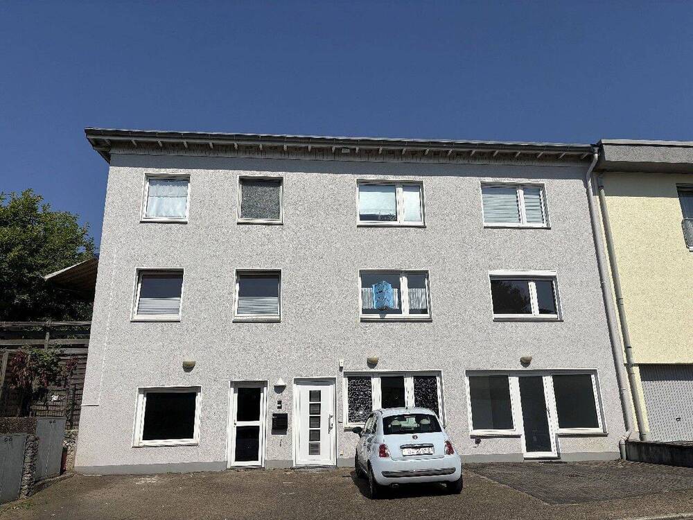 Thumbnail-Metzkausen: 4-Familien-Haus mit freier Eigentümerwohnung, 5 Stellplätzen und Garten !