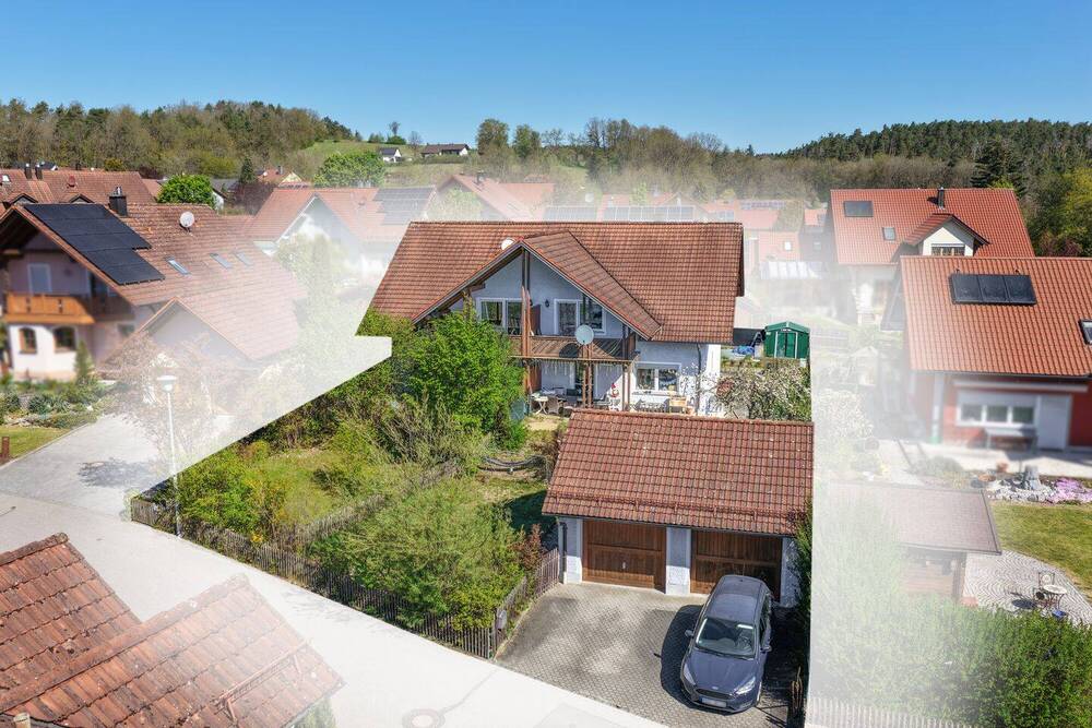 Thumbnail-Ihr Zuhause mit Potenzial - Gepflegte Doppelhaushälfte in Walderbach!