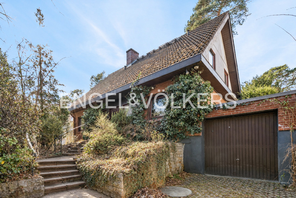Thumbnail-Charmantes Einfamilienhaus mit sonnigem Südgarten in begehrter Lage von Berlin-Schmargendorf
