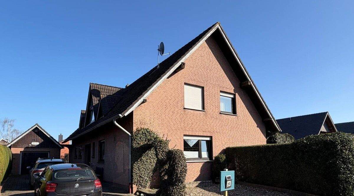 Thumbnail-Ein- bis Zweifamilienhaus mit Ausbaupotential in Neuscharrel