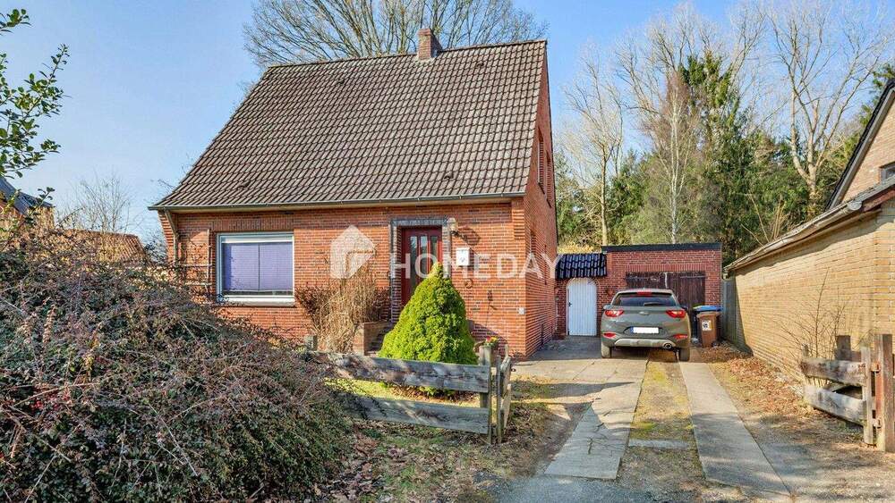 Thumbnail-Solide Basis mit Perspektive - Einfamilienhaus auf weitläufigem Grundstück