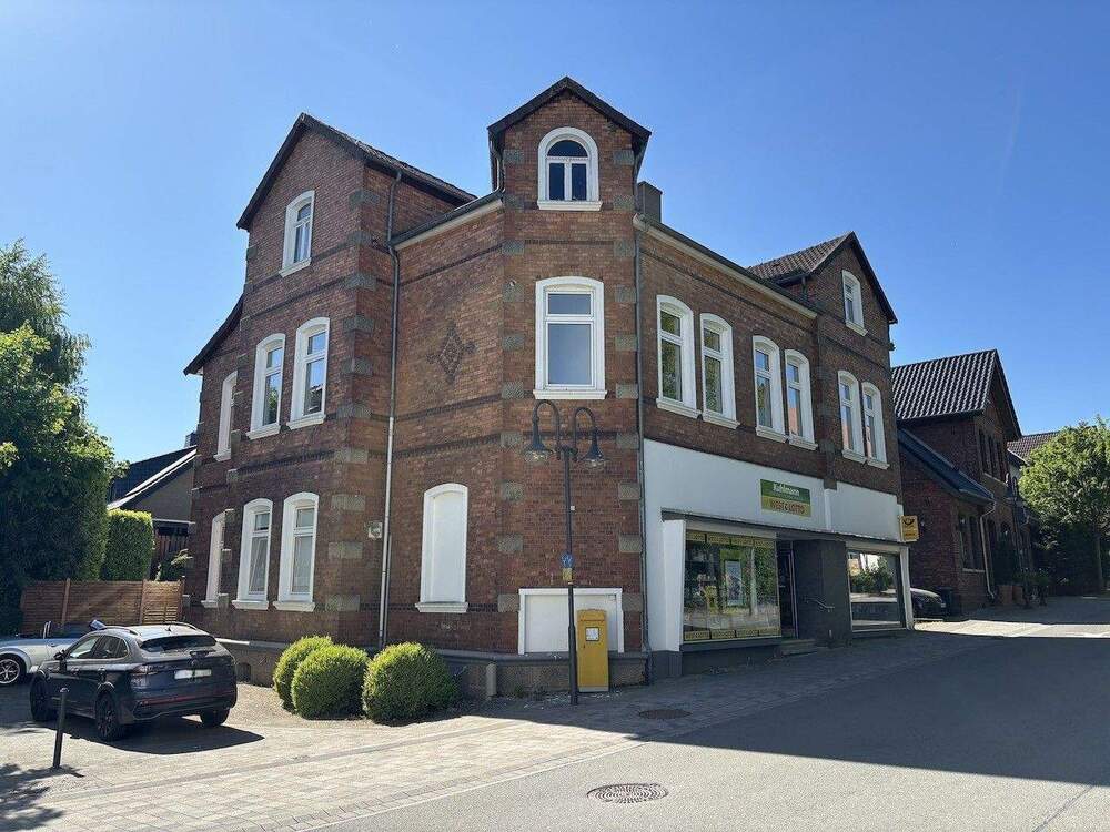 Thumbnail-~~Frisch renovierte großzügig modernisierte 4 Zimmer Altbauwohnung im Zentrum~~