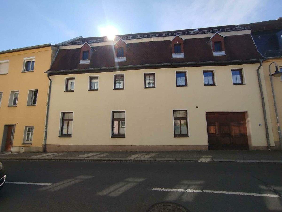 Thumbnail-kleines teilsaniertes Mehrfamilienhaus im Zentrum von Frohburg