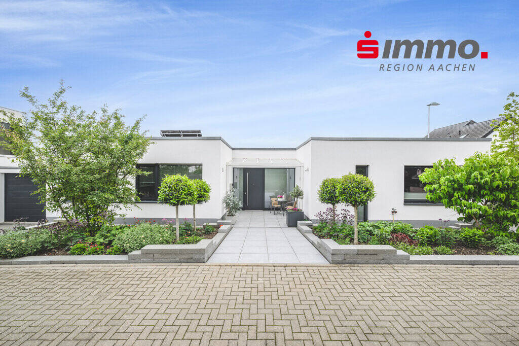 Thumbnail-Neuwertiger Bungalow mit 2 Garagen und Traumgarten in ruhiger Stichstraße
