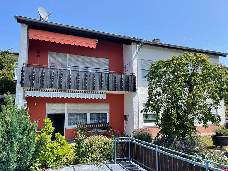 Thumbnail-Einfamilienhaus in sonniger, bevorzugter Lage von Weikersheim