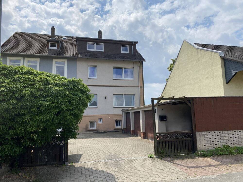  Haus von der Straße