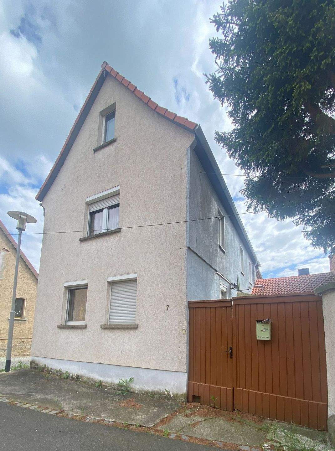 Thumbnail-Ländliches Wohnhaus in Apolda OT Nauendorf - Ideal für Familien mit Blick auf das Wesentliche
