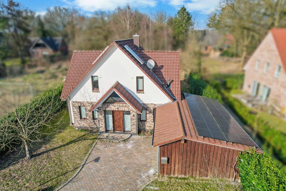 Thumbnail-Helles, energieeffizientes Einfamilienhaus mit viel Freiraum zum Leben