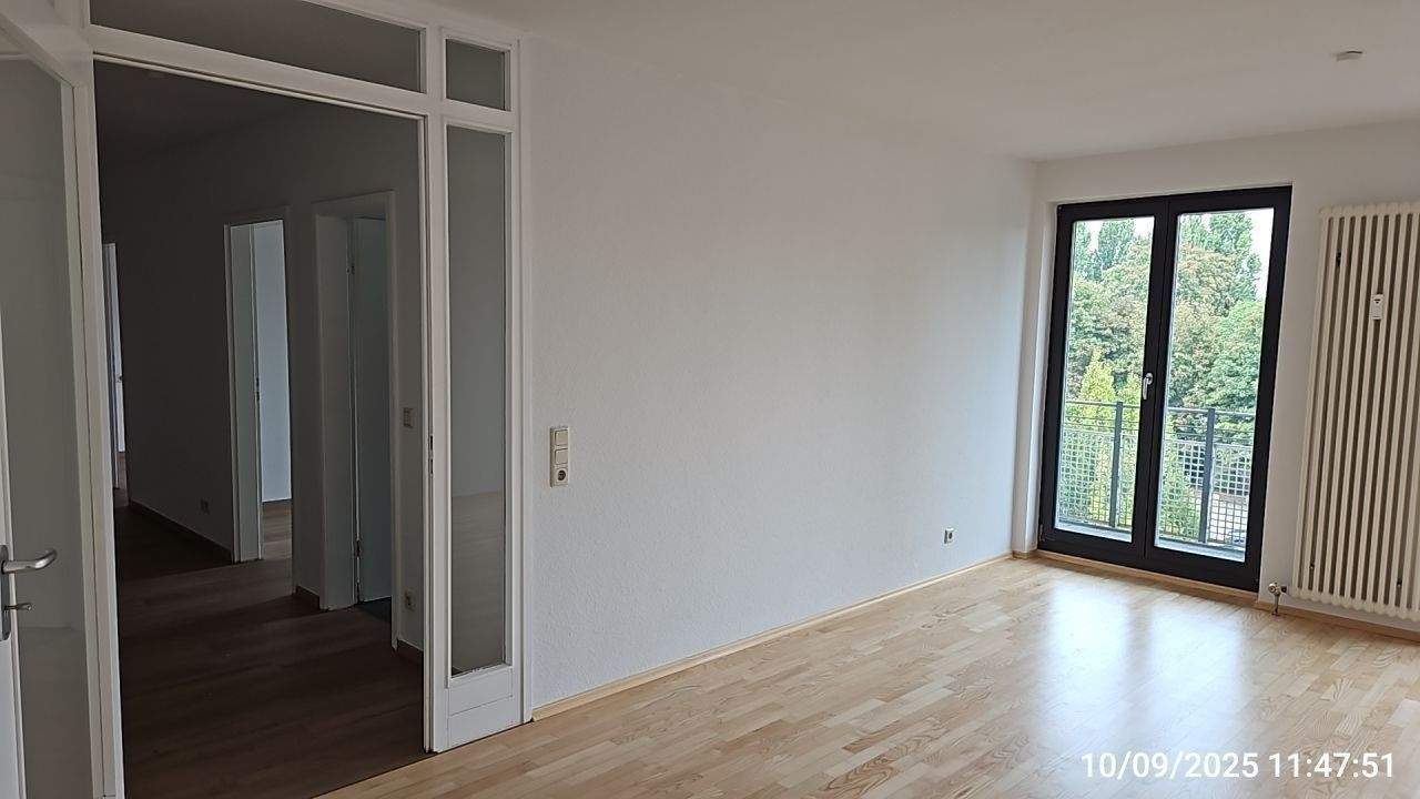 Thumbnail-Frisch renovierte 3-Raum-Wohnung mit neuer Einbauküche