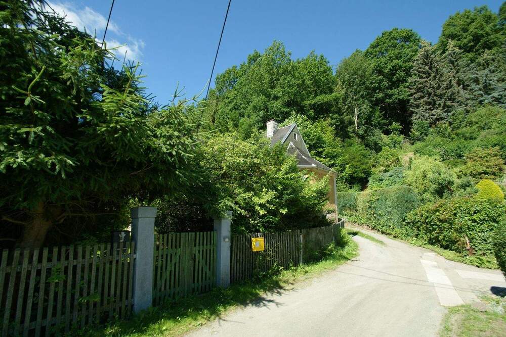 Thumbnail-Großes Baugrundstück mit Altbestand am Waldrand in idyllischer Lage