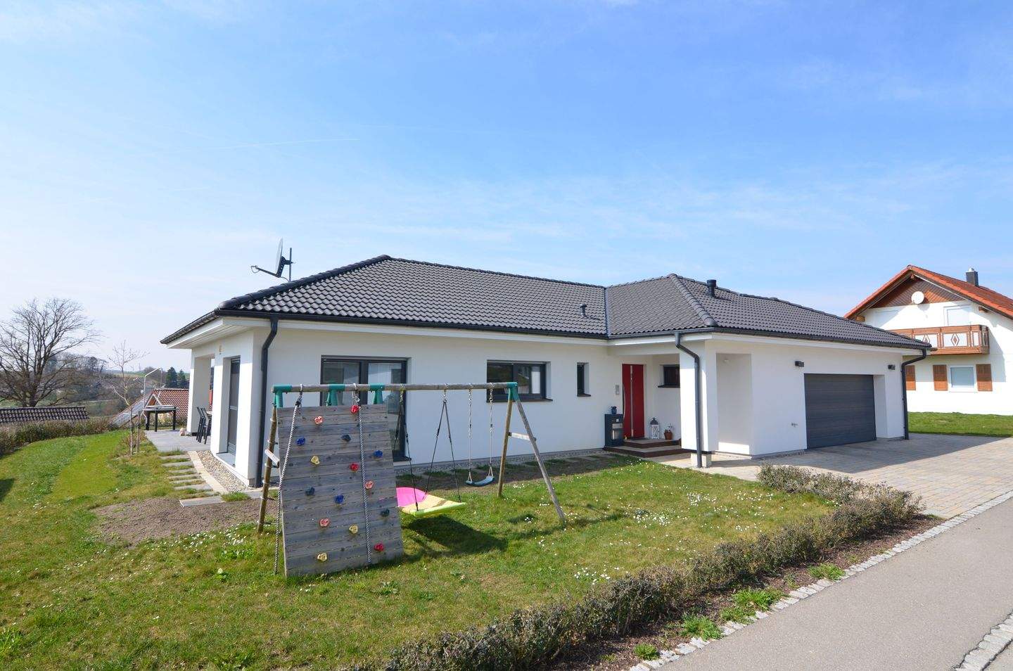 Thumbnail-Modernes Einfamilienhaus mit Aussicht