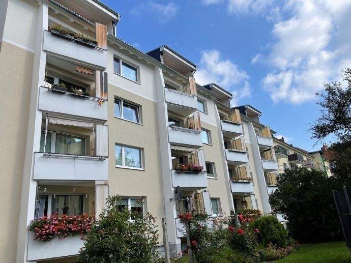 Thumbnail-Erstbezug nach Komplettsanierung: Sonnige Wohnung mit Süd-West-Balkon und perfektem Schnitt