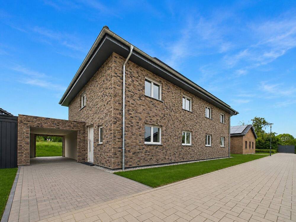 Thumbnail-Energieeffizientes Neubauhaus mit Garage und Garten in ruhiger Wohnlage von Langbroich!