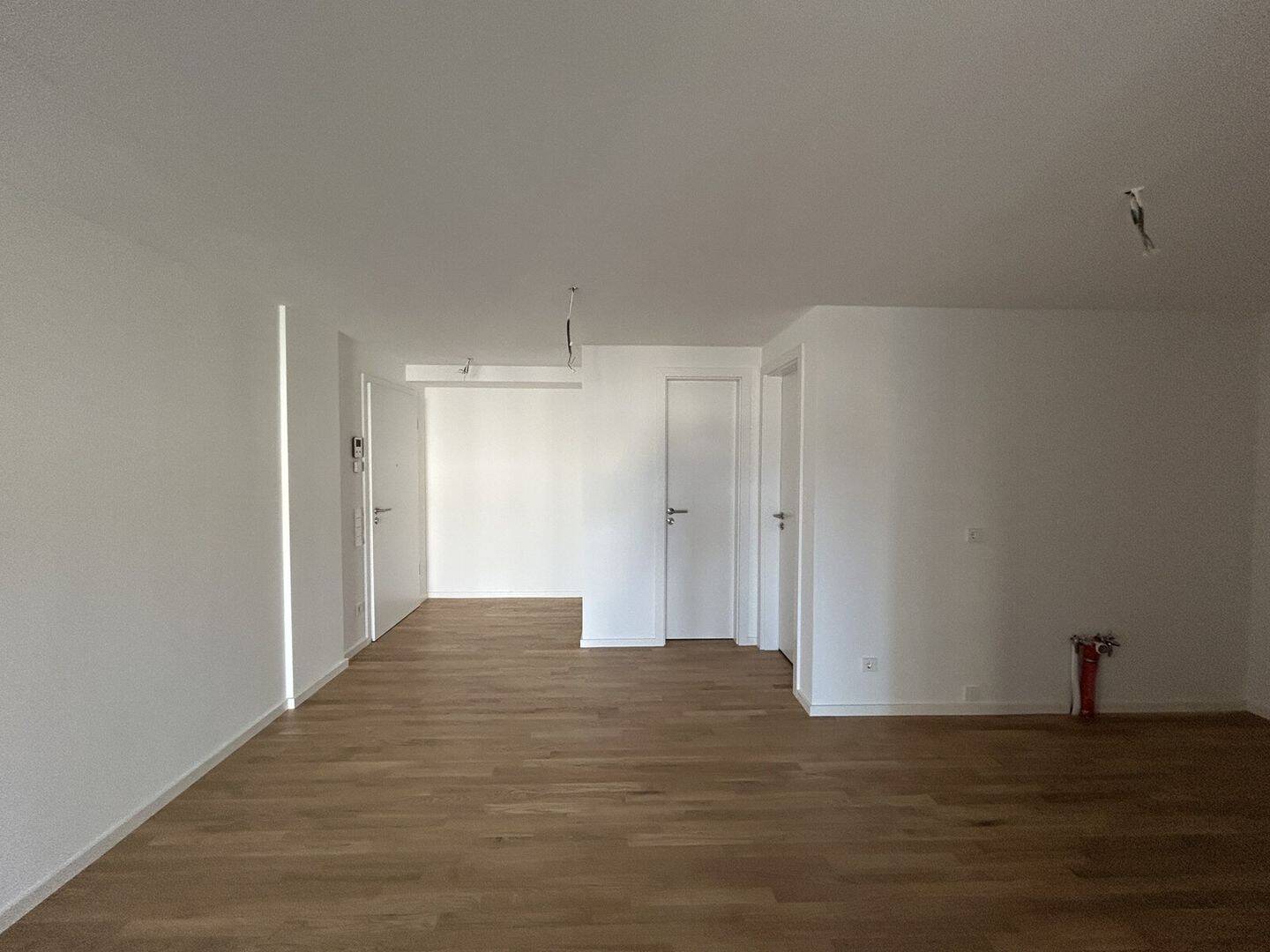 Thumbnail-Moderne 2,5 Zimmer Mietwohnung mit Einbauküche zu vermieten!