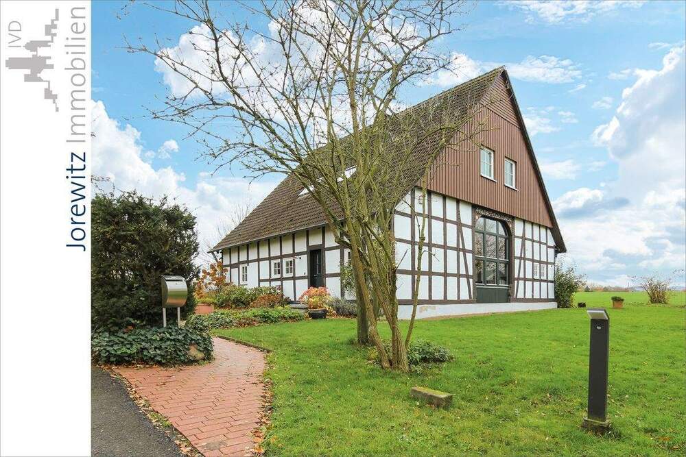 Thumbnail-Familientipp in Bi-Schildesche: Bauernhaus mit großzügigem Grundstück in idyllischer Lage
