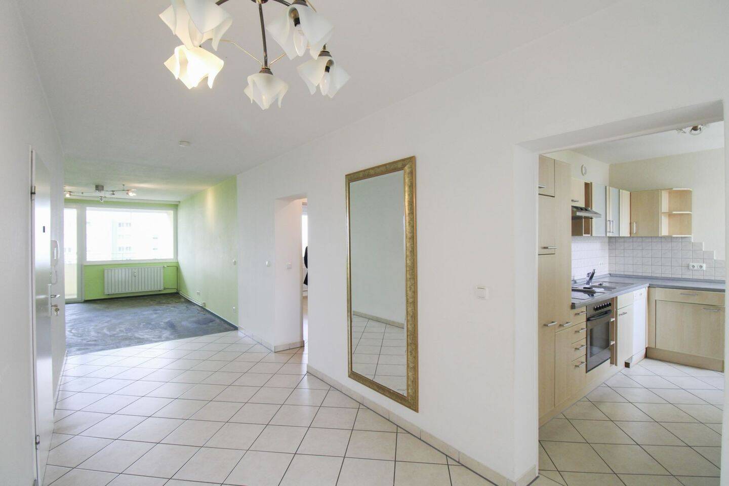 Thumbnail-Attraktive 3-Zimmer-Wohnung mit Balkon und Garage in Westhagen