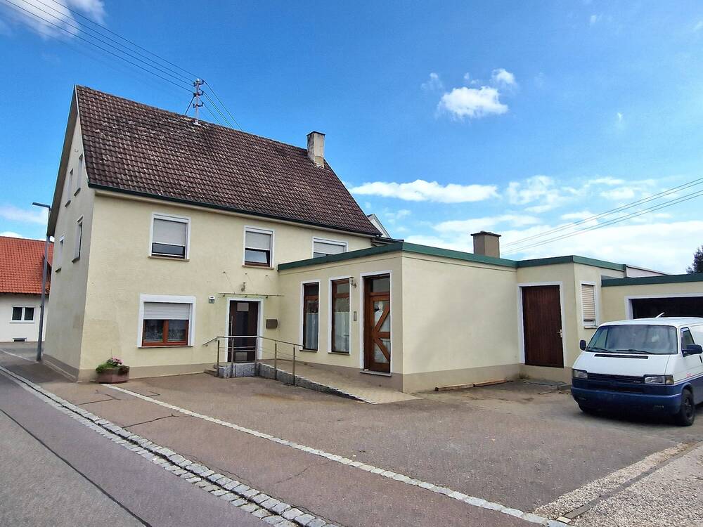 Thumbnail-Einfamilienhaus mit Potential in Andelfingen