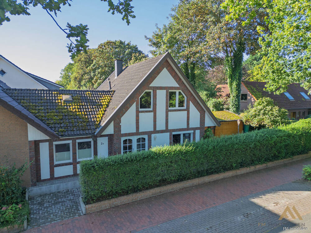 Thumbnail-Verkauf: Charmante Doppelhaushälfte mit viel Potenzial in Varrelbusch !