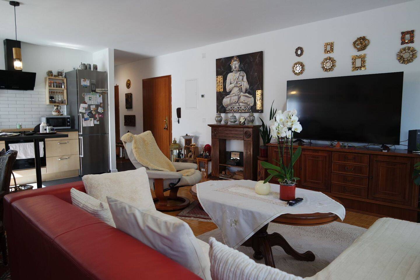 Thumbnail-Sonnenhelle 2 Zimmer-Eigentumsetage mit Süd-Balkon in kl. WE ***