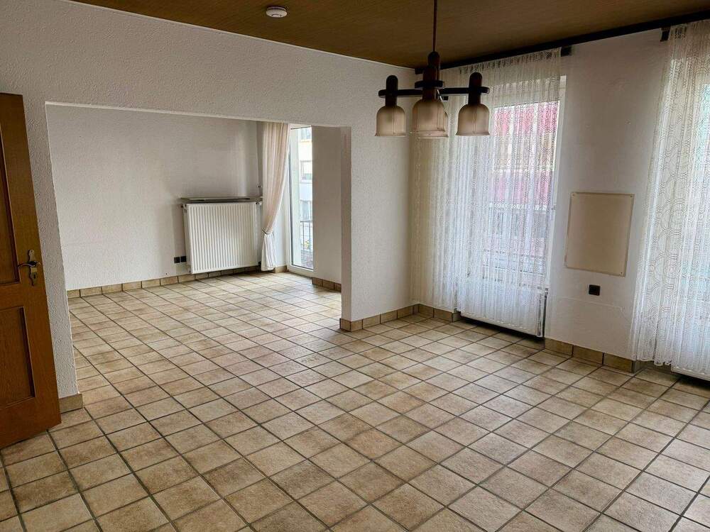 Thumbnail-3,5 Zimmer mit 103m² und Balkon in sehr gepflegtem Haus in Witten-Mitte