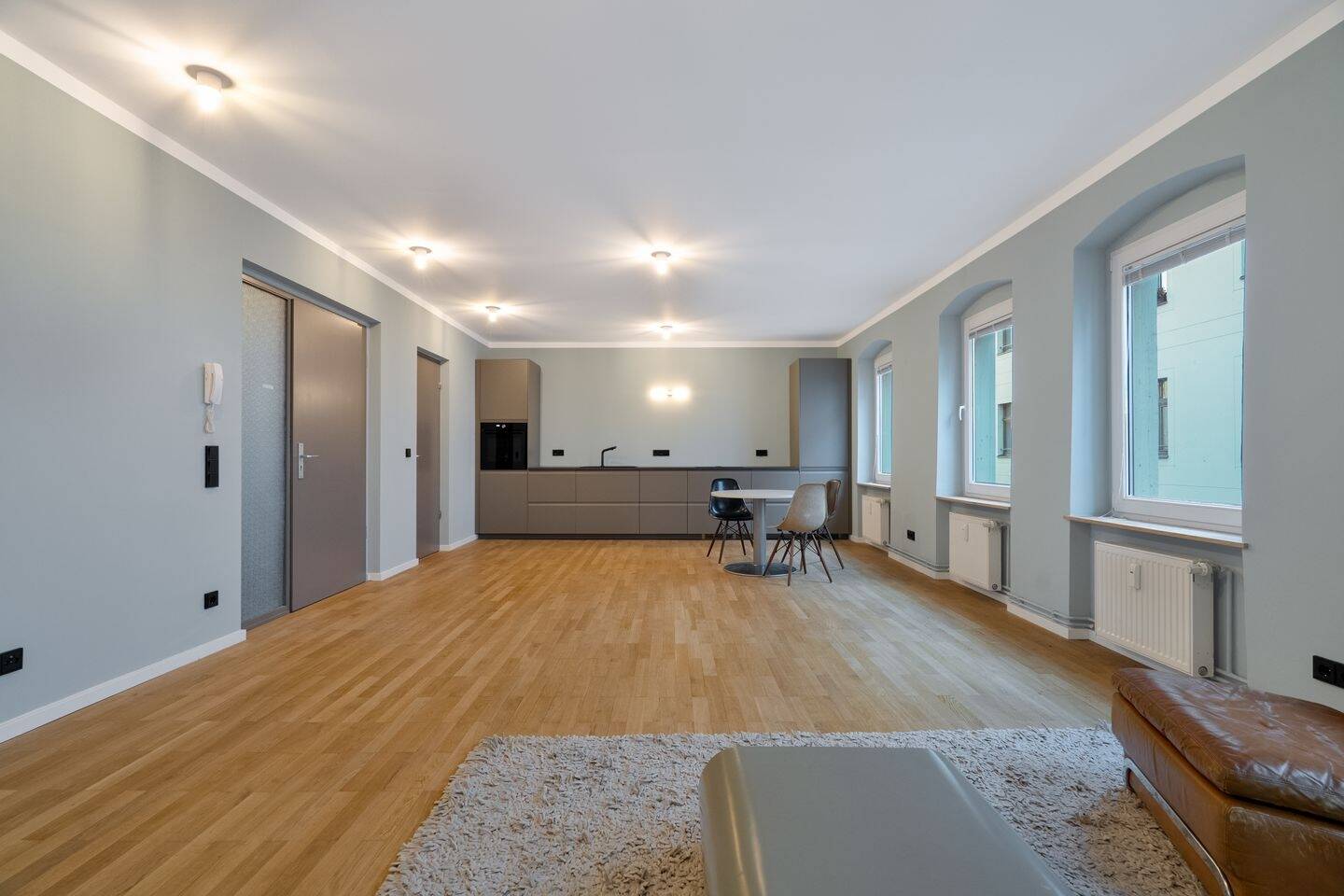 Thumbnail-4-6 Zimmer nach Kernsanierung - Praxis oder Büro, energieeffizient