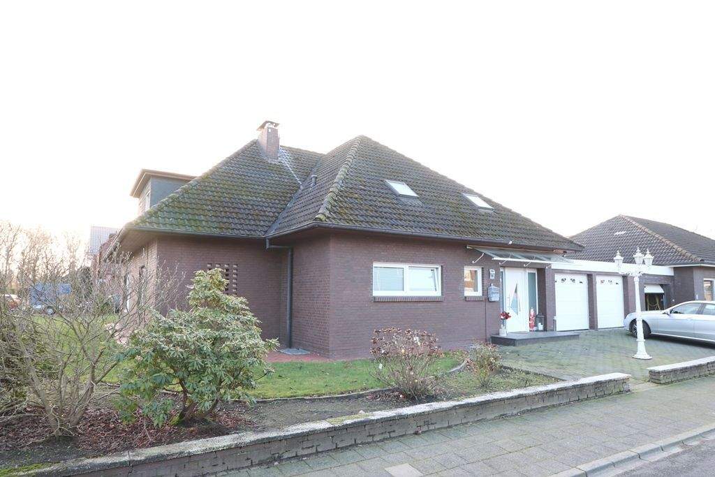 Thumbnail-Modernisiertes, familiengerechtes Wohnhaus mit 2 Wohneinheiten, Keller und Doppelgarage