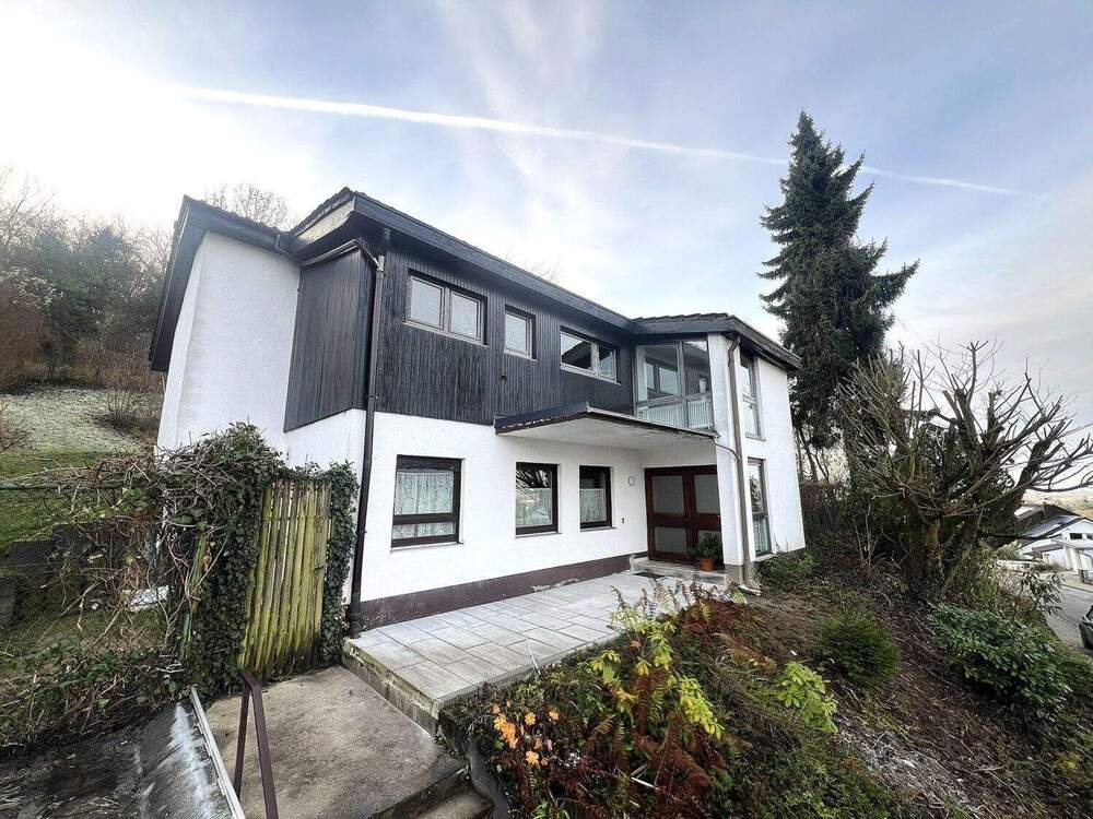 Thumbnail-Der Stil der 60ziger Jahre mit modernem Grundriss und Einliegerwohnung, beste Lage von Heppenheim!