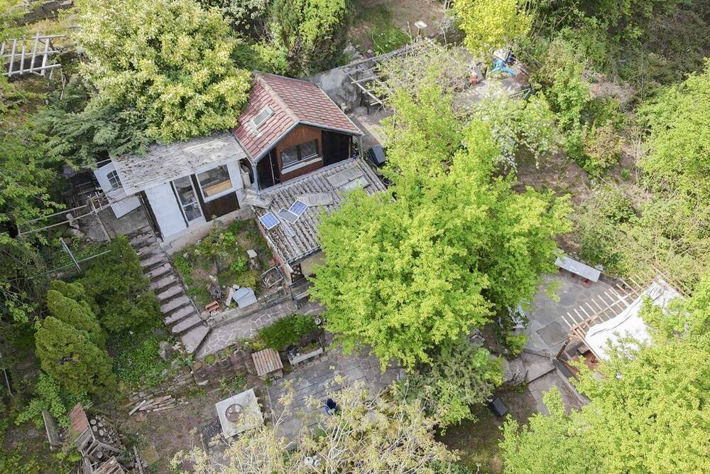 Thumbnail-Idyllisches Gartengrundstück mit Terrassenstruktur, Gartenbestand und Stellplatz in Waldrandlage