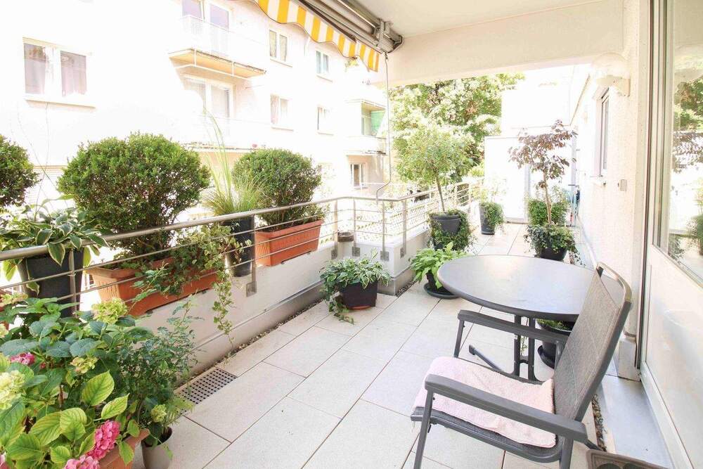 Thumbnail-Urban Wohnen in zentraler Lage: 4 Zi-WHG mit großen Balkon und TG-Stellplatz