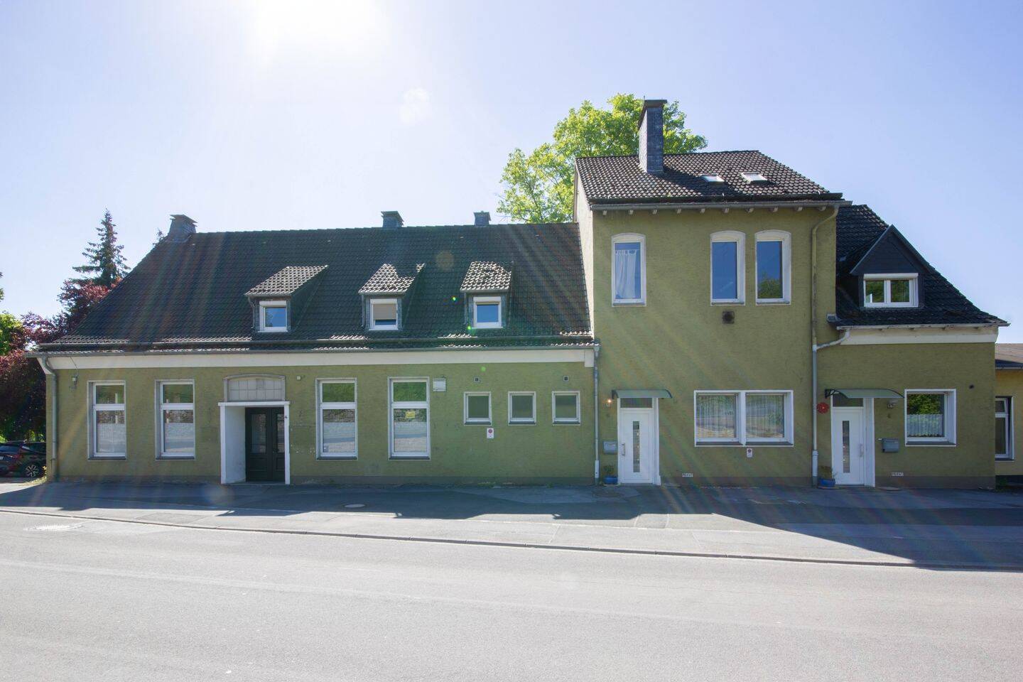 Straßenansicht