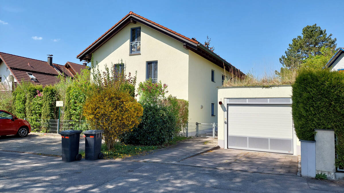 Thumbnail-Mehrfamilienhaus mit 8 Maisonette - Wohnungen
