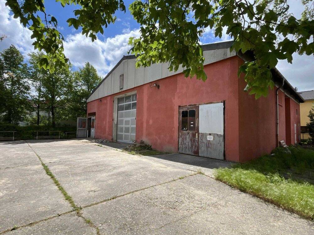 Thumbnail-Halle für ruhiges Gewerbe Lager in 01157 Dresden