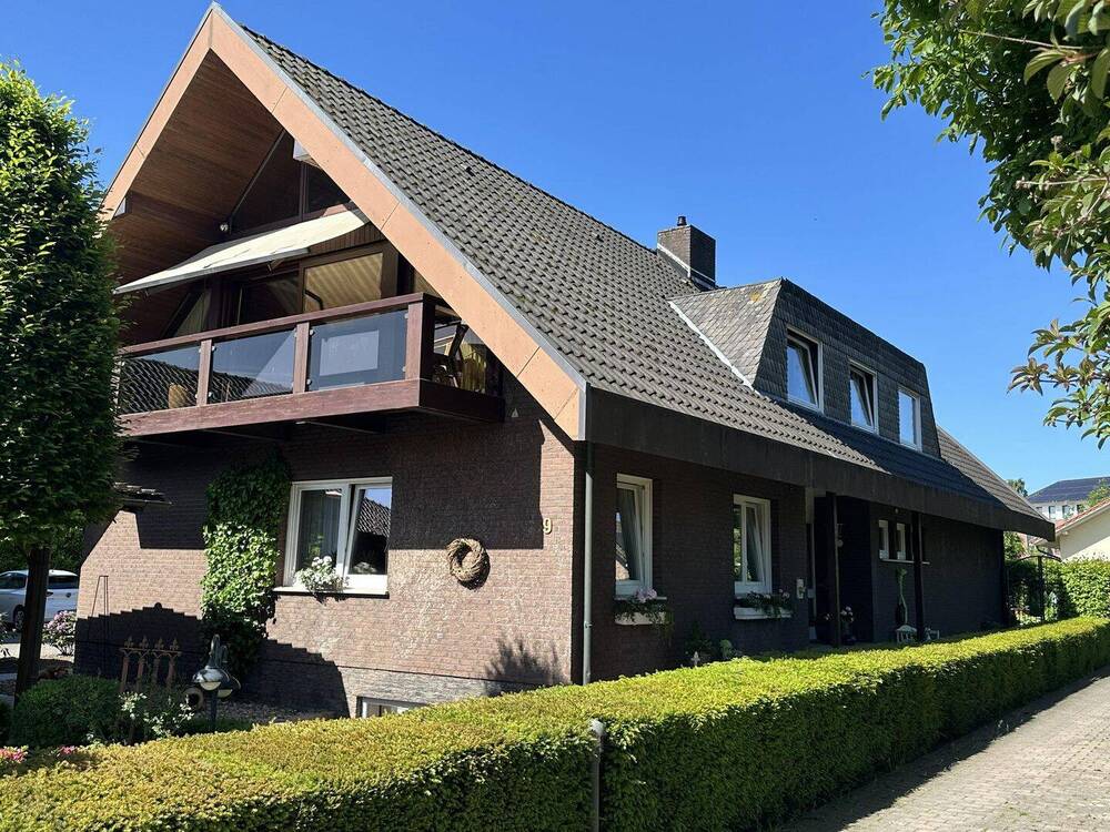 Thumbnail-Großräumiges Einfamilienhaus in zentraler Lage in Goldenstedt