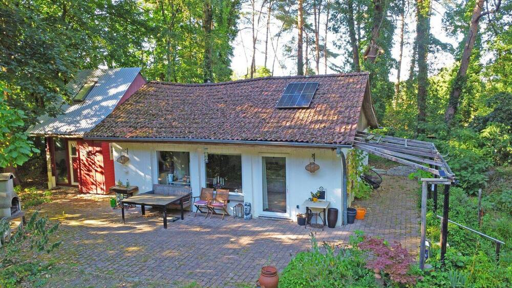 Thumbnail-Idyllisches Wohnen auf traumhaftem Waldgrundstück mit eigener Sauna