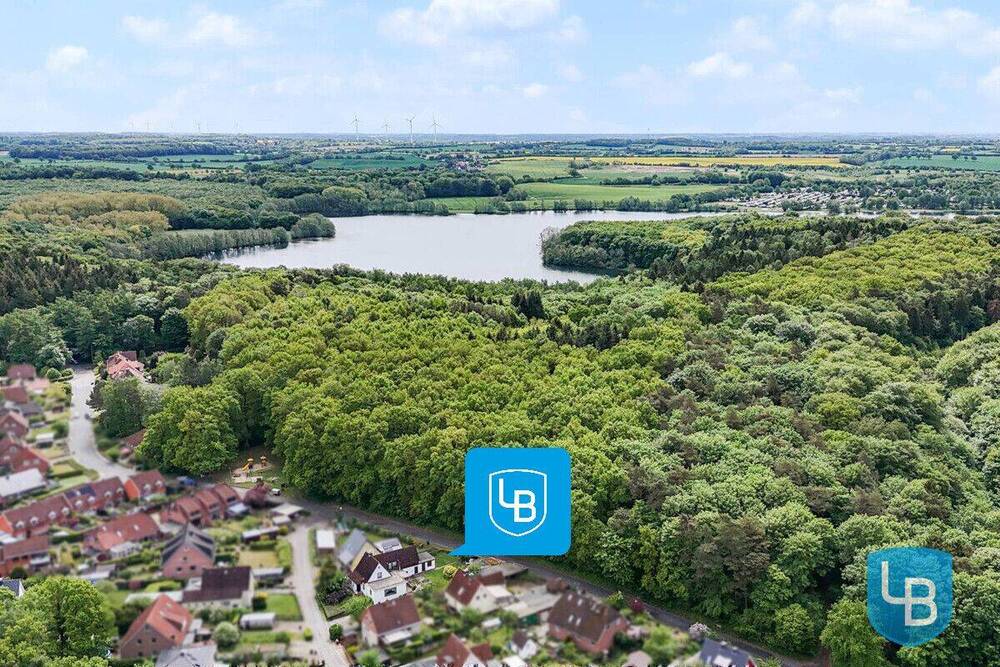 Thumbnail-Großzügiges Einfamilienhaus mit Potenzial inmitten der Seenlandschaft
